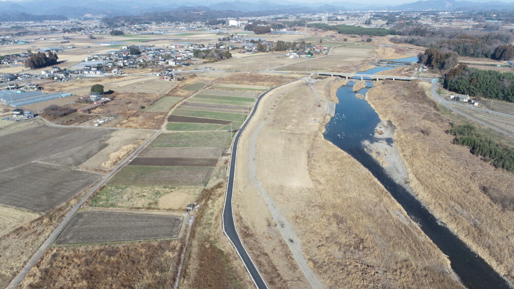 堤防強化工事　黒川その１(緊減災川)